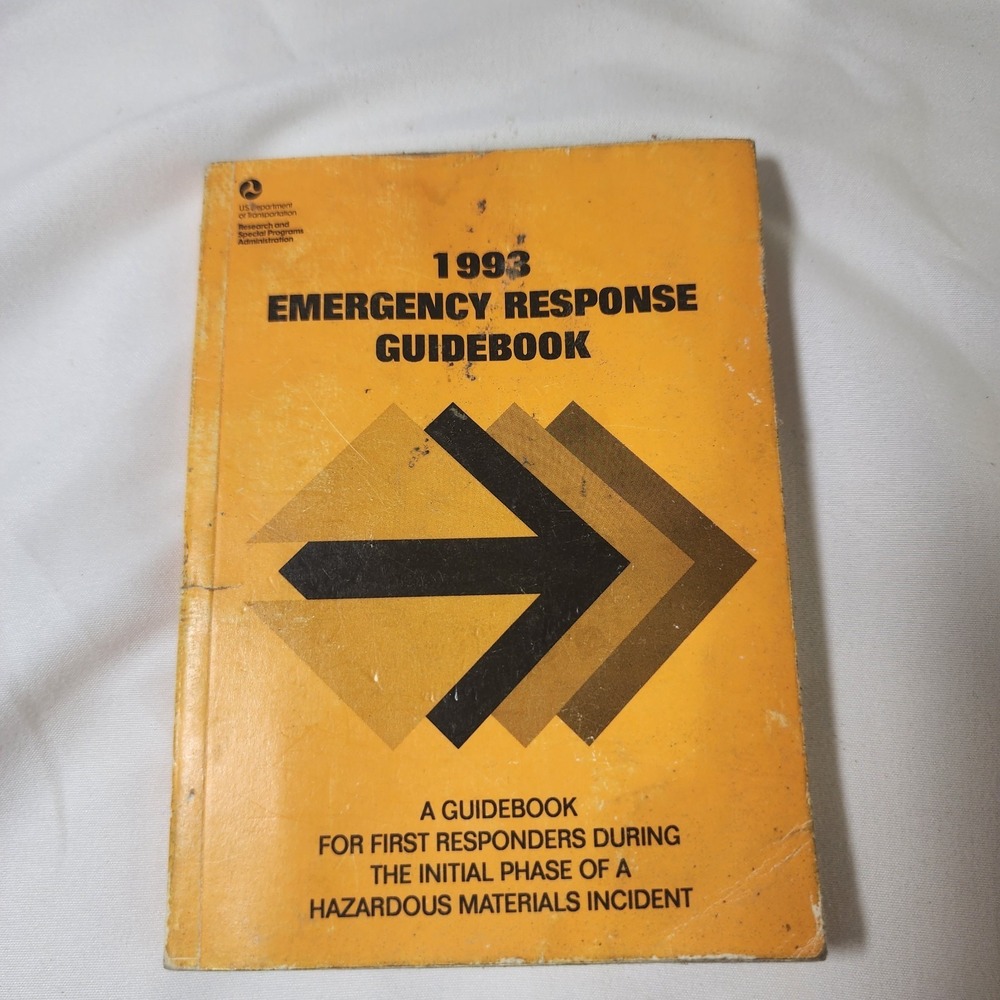 1993 EMERGENCY RESPONCE‎ GUIDE BOOK For Hazardous Materials Incident  #CO987